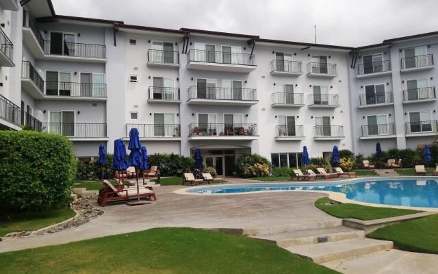 Marina Papagayo Suites