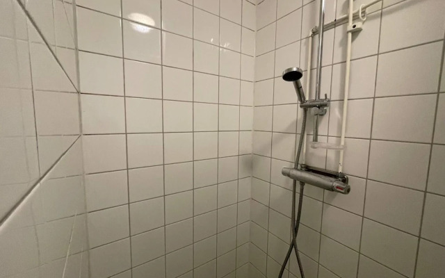 Spacious Holiday Home for 8