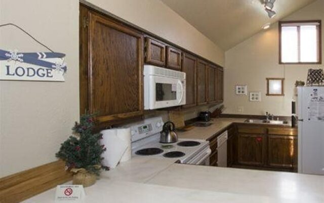 Aspen Creek Condos by Grand Mammoth Resorts