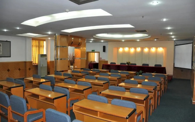 Civil Aviation Hotel