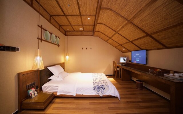 Crystal Palace Hotel New Factory Branch