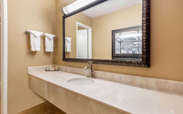 La Quinta Inn & Suites by Wyndham Seattle Downtown