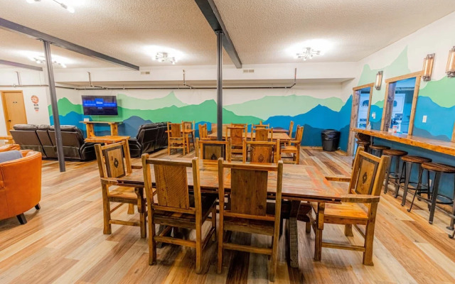 Pintler's Portal Hostel