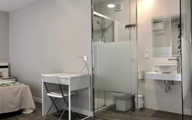 Plaza 5 Carabanchel Apartment