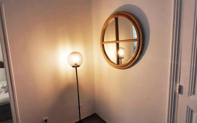 Sweet Apartment in Paris Montmartre