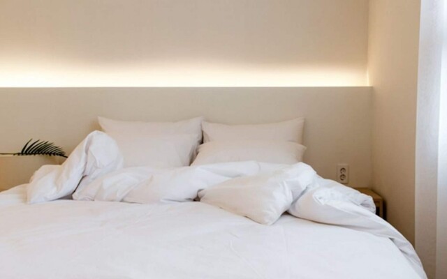 M Motel