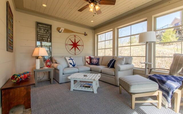 Endless Summers ~ Fabulous oasis with a designer’s touch!