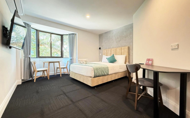 Tiki Hotel Surfers Paradise