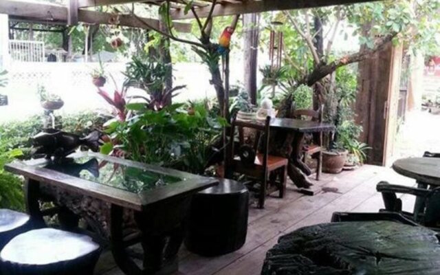 Shongthai&Maimhon