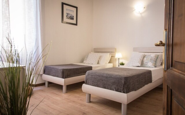 Rental In Rome Rosselli Palace Deluxe 3 Apartment