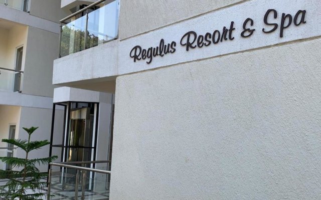 Regulus Resort