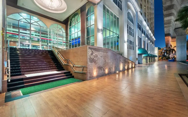 Nasa Bangkok Hotel