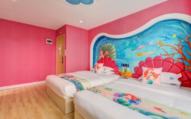 Andersen Theme Apartment