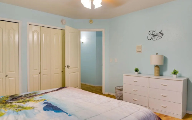 Oceanfront Kenai Villa w/ Fireplace & Deck