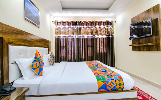 Fabhotel The Eden