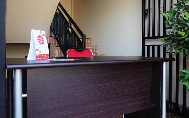 OYO 1126 Trio R Kost Syariah – Hotel Rooms – Jambi
