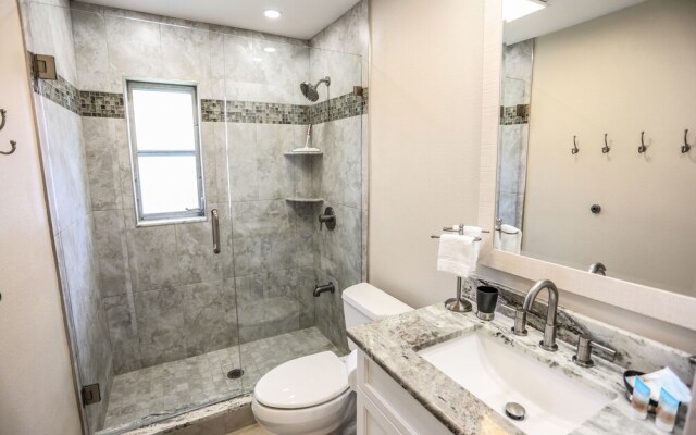 7965 Estero - Paradise Point