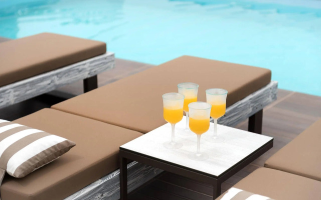 Cova Mykonos Suites