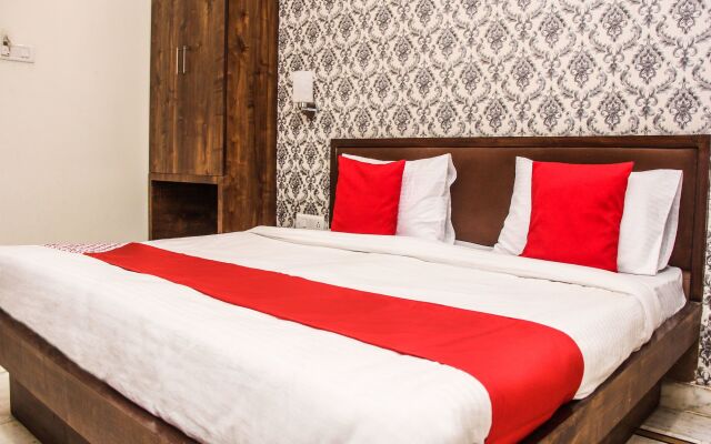 Collection O 14600 Hotel Chawla