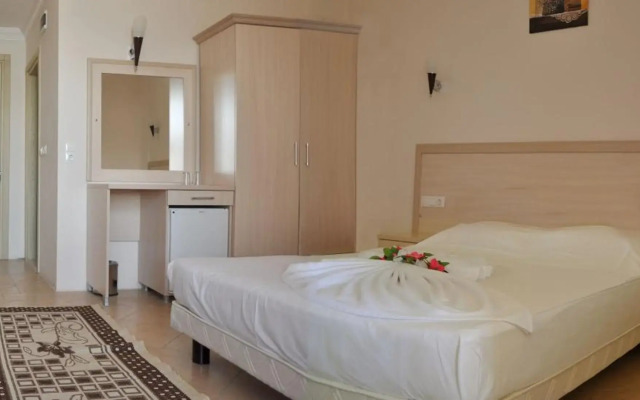 Kaunos Hotel