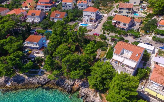 Holiday house Sandra - with swimming pool Lumbarda, Island Korcula