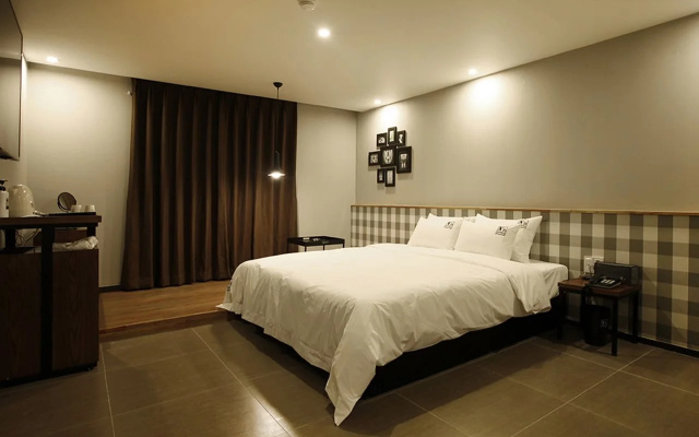 No 25 Hotel Myeongji