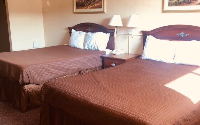 Hallmark Inn and Suites