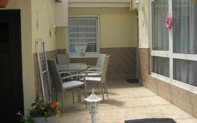 Kitti Apartman