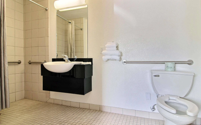 Crowne Plaza Albuquerque by IHG