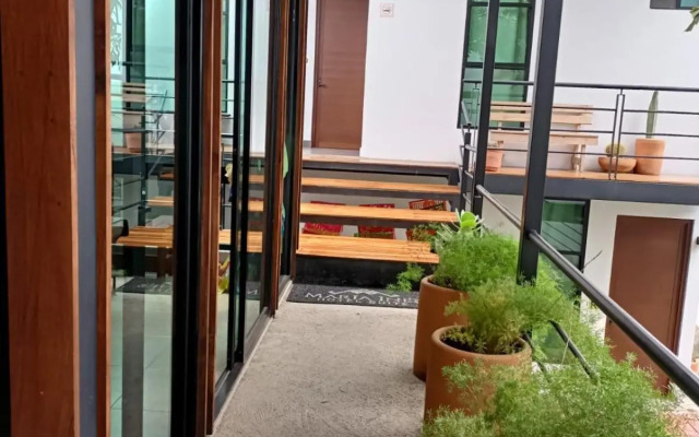 Maria Ines Hotel Suite