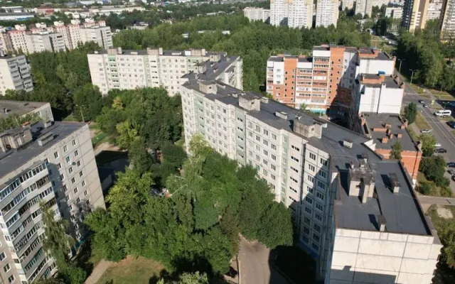 Versal on str. Kadykova, bld. 21