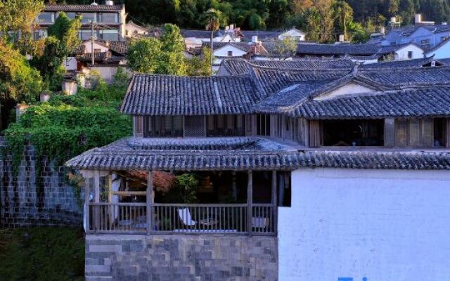 Tengchong Heshun Caishan Jingshu (Milongjia) Boutique Homestay