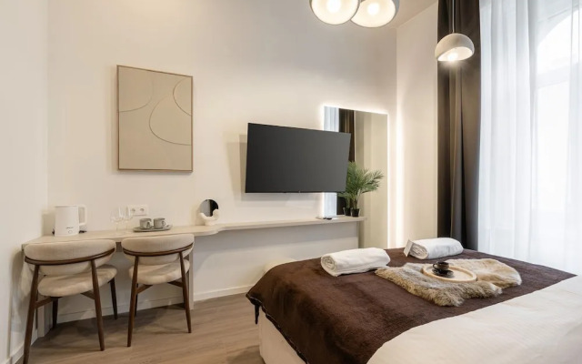 Oasis Luxe Boutique Suites by BQA