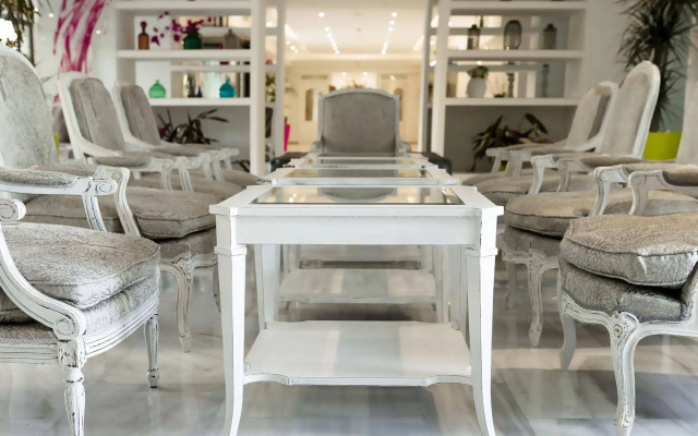 Hotel Seramar Comodoro Playa