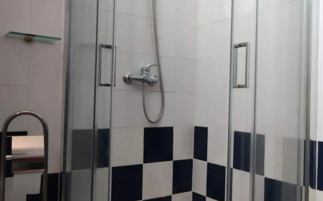 Sal Service new studio penthouse