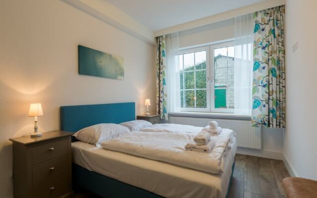 Very Comfortable and Cosy Holiday Home Just Outside Oostkapelle