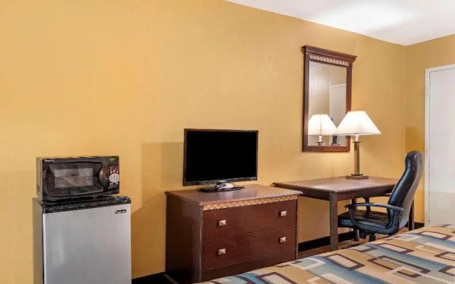 Econo Lodge Cuthbert