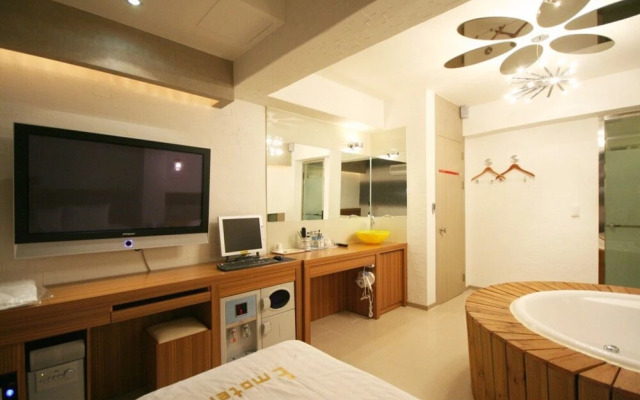 Hoegi Motel