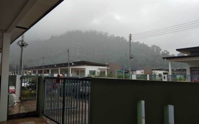 OYO Homes 90567 Barakah Homestay