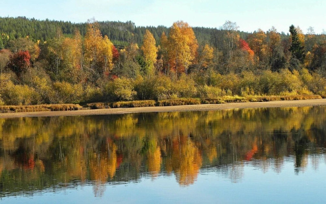 6 Person Holiday Home in Uddeholm