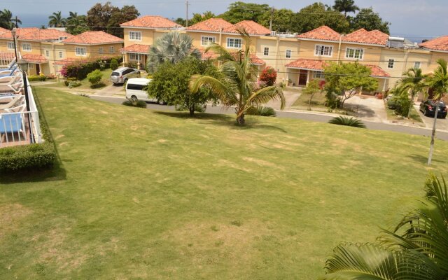 Mango Walk Country Club