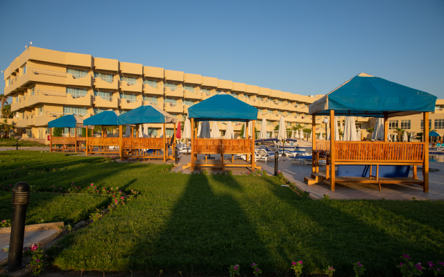 Seven Seas Jolie Bay