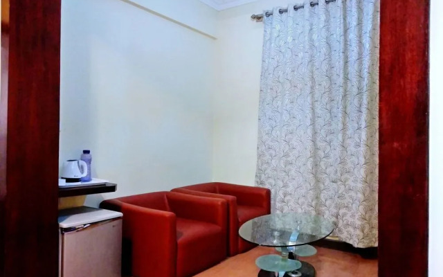 OYO 10437 Hotel Hibiscus INN