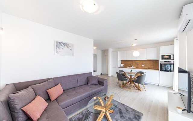 Beautiful Apartment in Trogir With Wifi and 2 Bedrooms