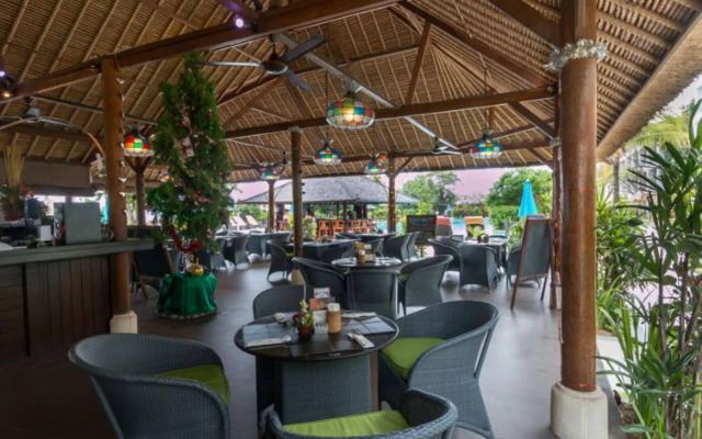 Peninsula Bay Resort