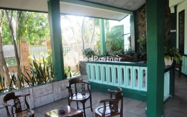 Crystal Green Hotel