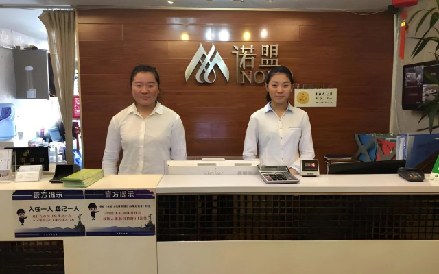Nomo Service Apartment The Legend