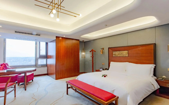 Lujia International Hotel