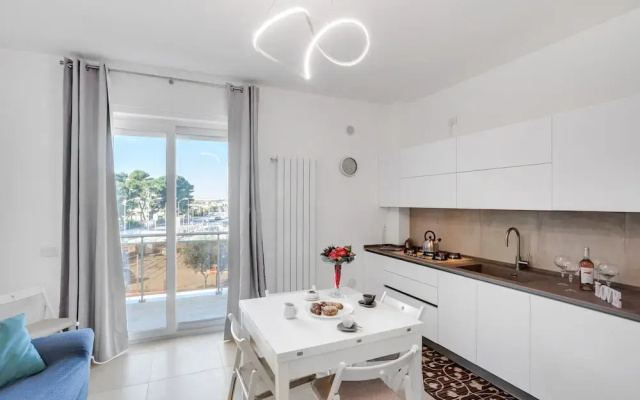 Casa Levante between Sea and Pinewood