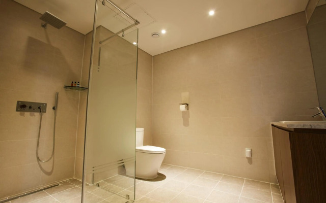 THE RECENZ Dongdaemun Hotel